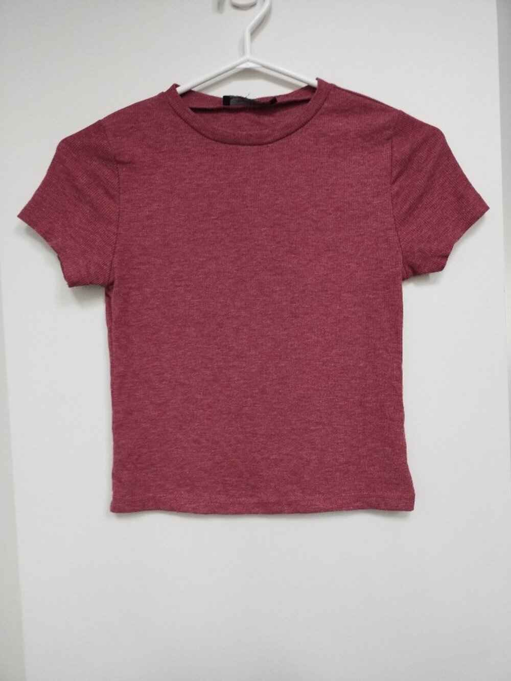 Atmosphere ribbed and cropped short sleeve tee